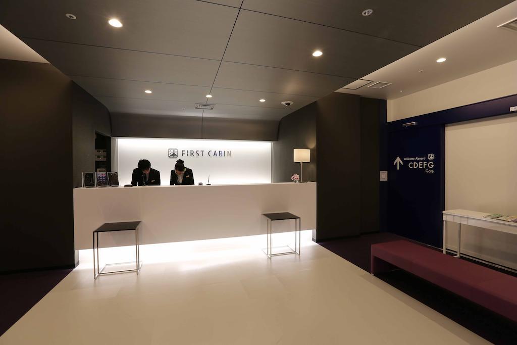 First Cabin Hakata Fukuoka  Bagian luar foto